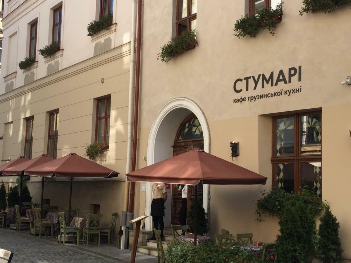 Apartment On Lesi Ukrainky Lviv Exterior foto